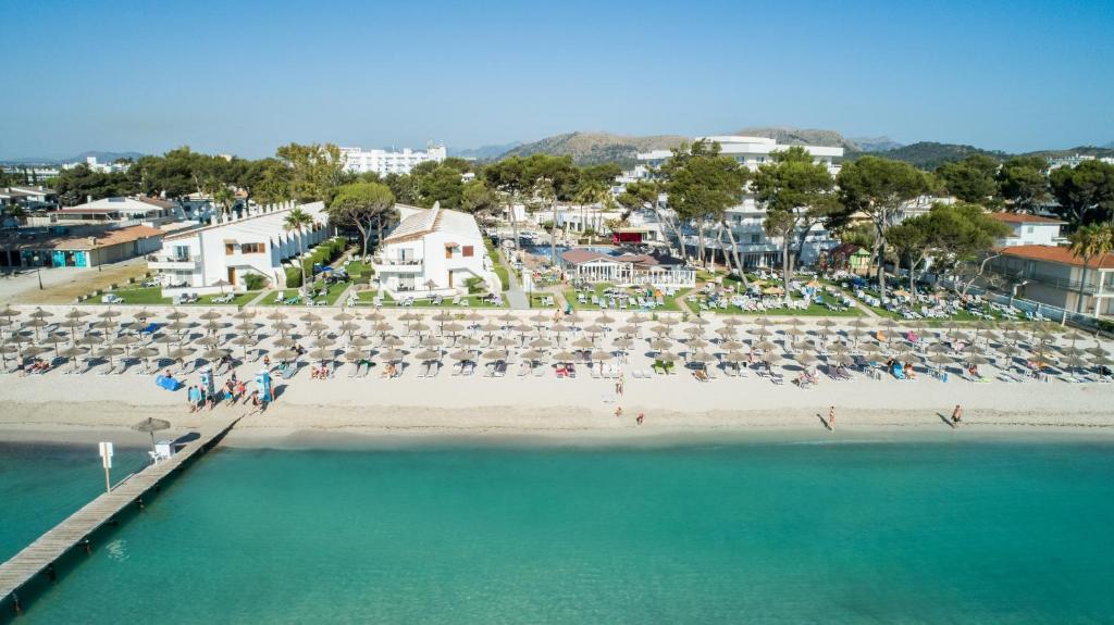 グルポテル ロス プリンシペス & スパ (Grupotel Los Principes And Spa) 外観