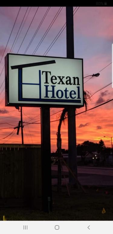 Texan Hotel photo