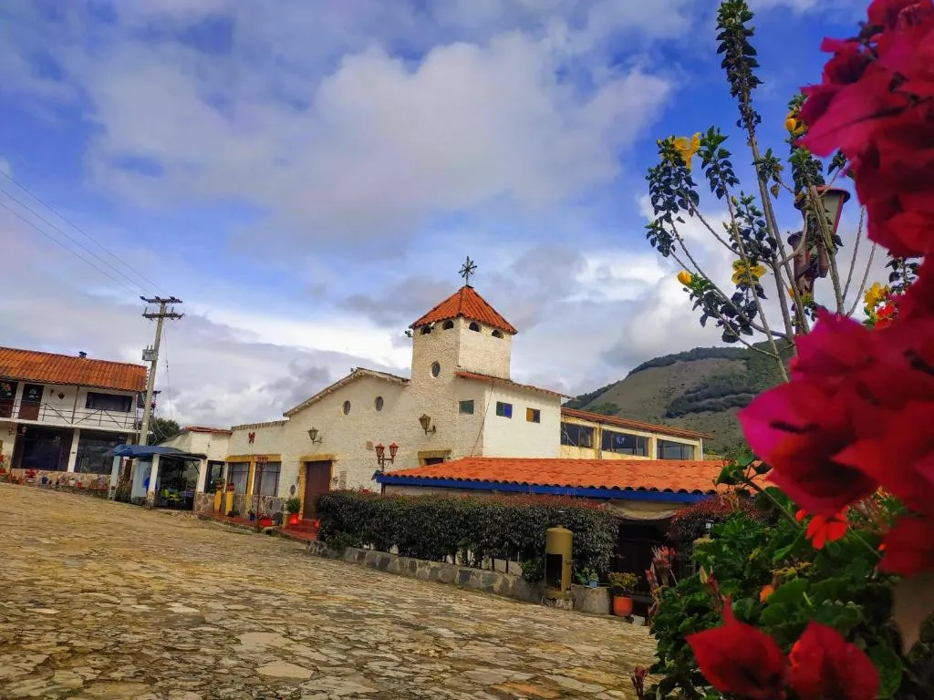 Hotel Rural La Esperanza，位于苏埃斯卡的酒店