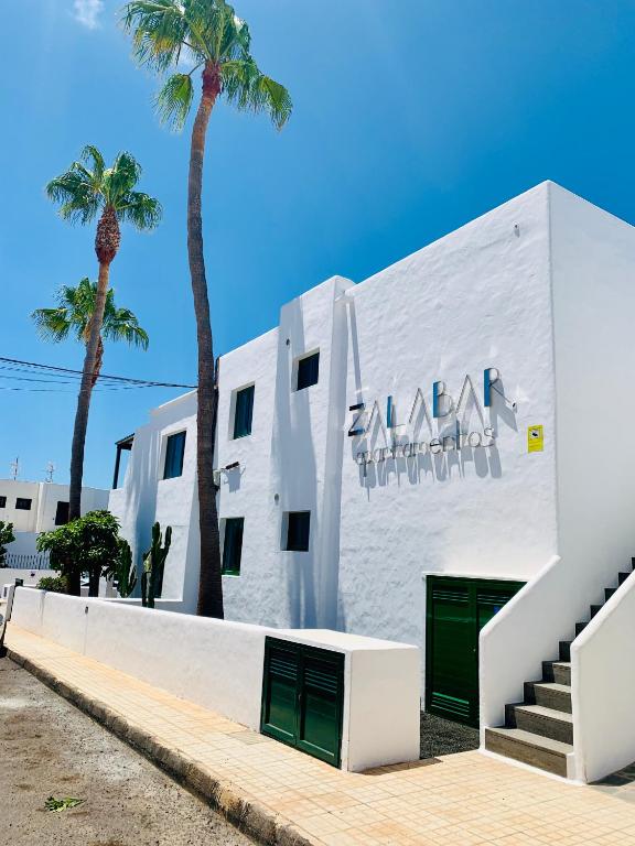 Apartamentos Zalabar — Hotel in Lanzarote