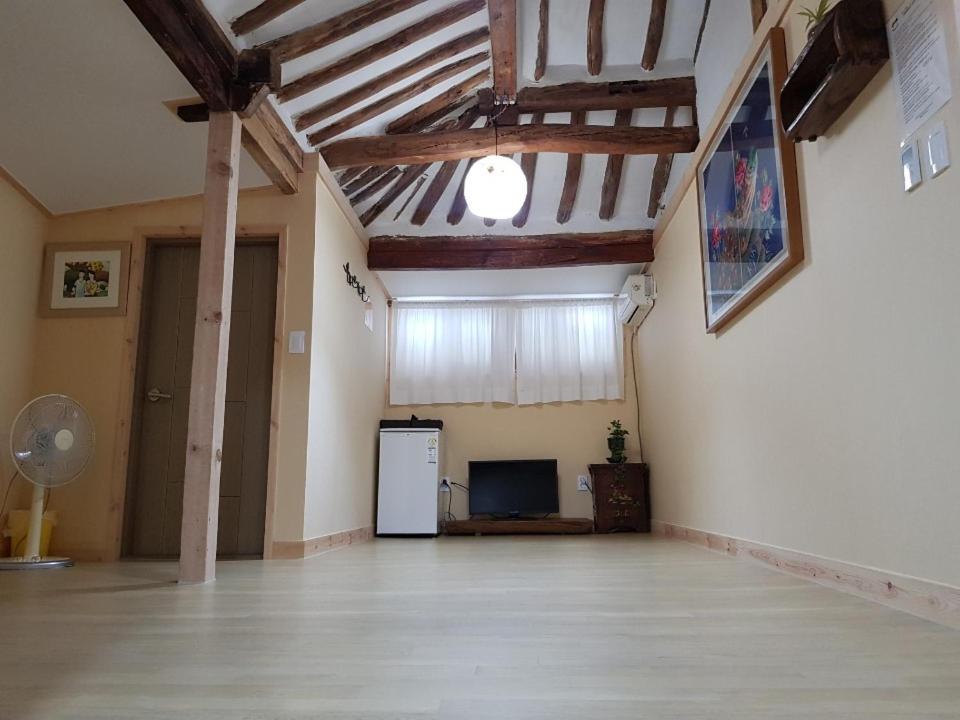 Hanok Story Guesthouse photo