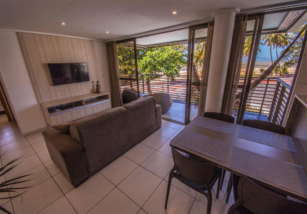 Shared lounge/TV area