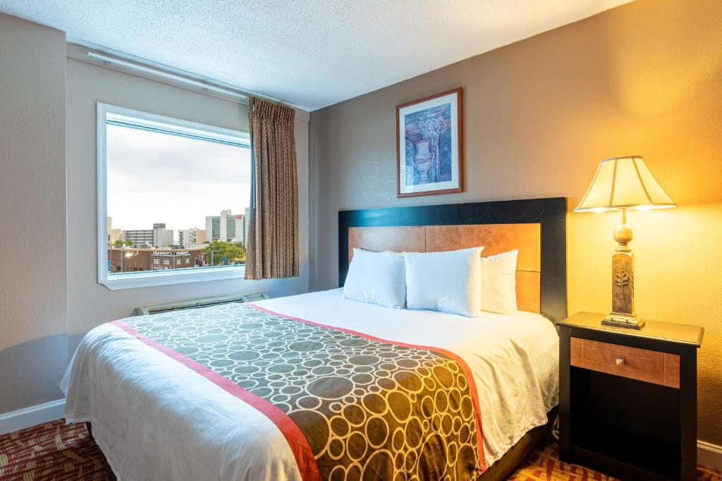 Sundial Inn photo