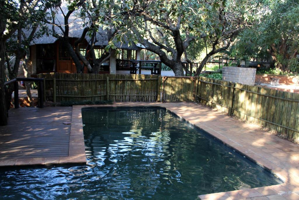 Tuskers Bush Lodge B&B photo