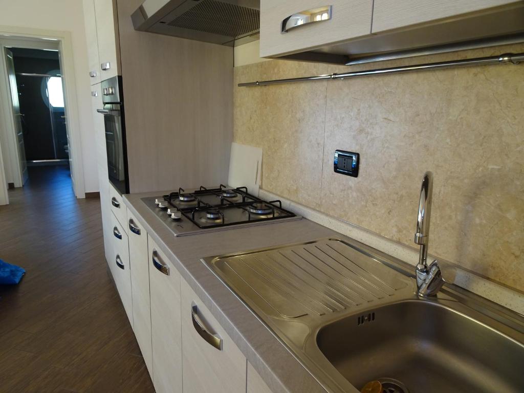 Casa Costa Outlet 5 — Hotel in Serravalle Scrivia