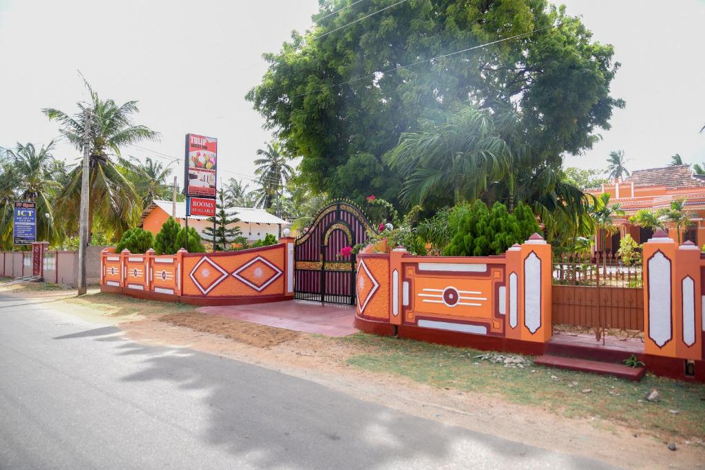 Tulip Guest Inn — Hotel in Point Pedro