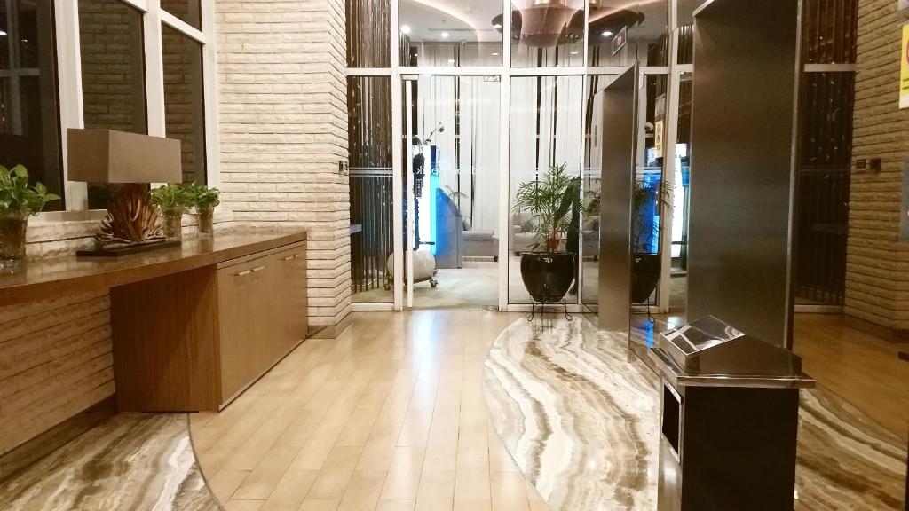 Studio Walking Distance to Mall photo