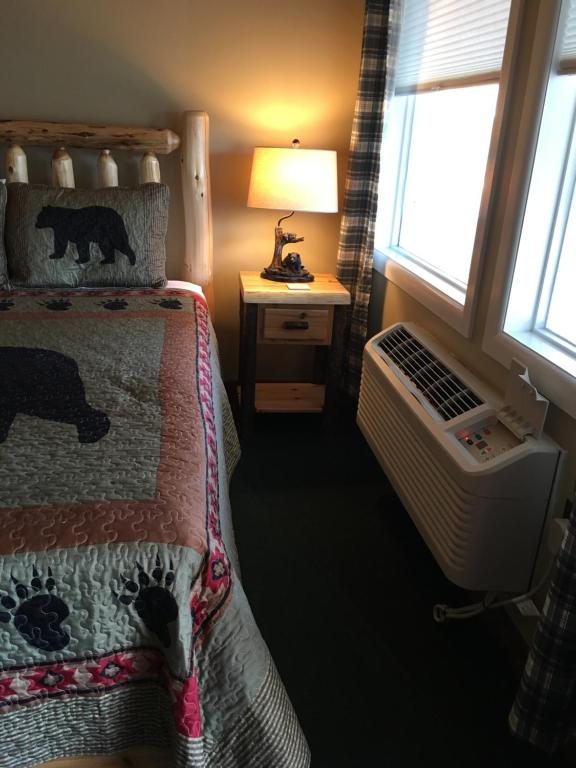 Warrensburg Inn & Suites - 6 Mi to Lake George photo