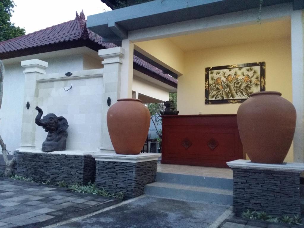 palm bamboo hotel photo
