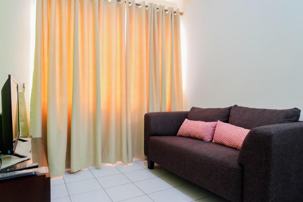 Reddoorz Plus Near Taman Rasuna Menteng Jakarta Book