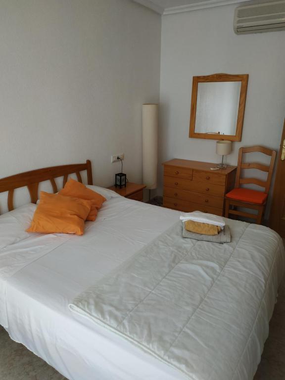 Apartamento con plaza de garaje en Urbanización las Góndolas - 2