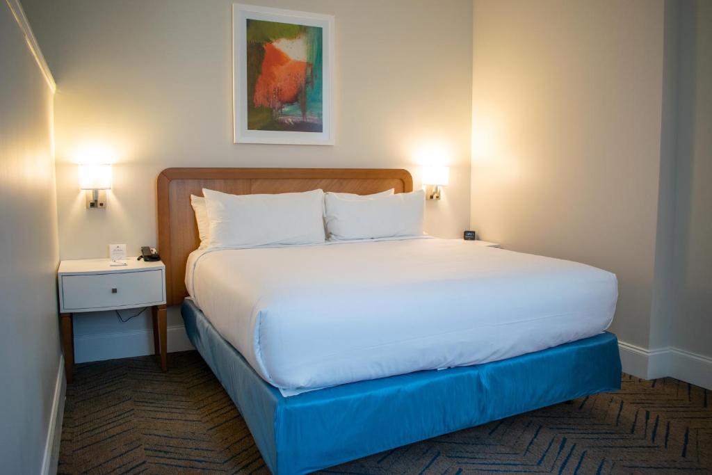 Oasis Resort Gulfport photo