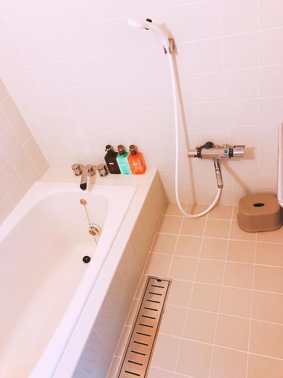 Osaka Sinsei Guest House photo