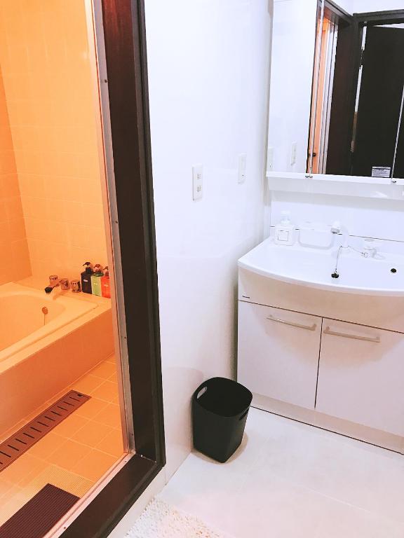 Osaka Sinsei Guest House photo
