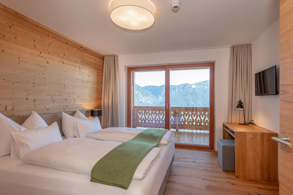 Skylodge Alpine Homes - 5