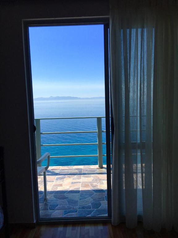 Onassis Residences — Hotel in Qeparo