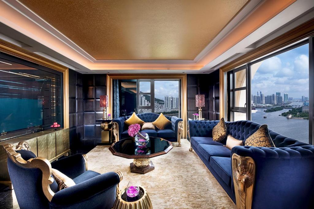 Sofitel Macau at Ponte 16 Hotel