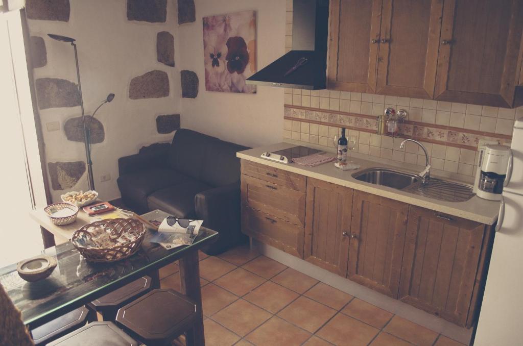 Vivelorural casa Tunte 3, BBQ y terraza - 5