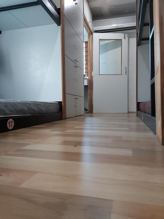 Arya Dormitory Hotel photo