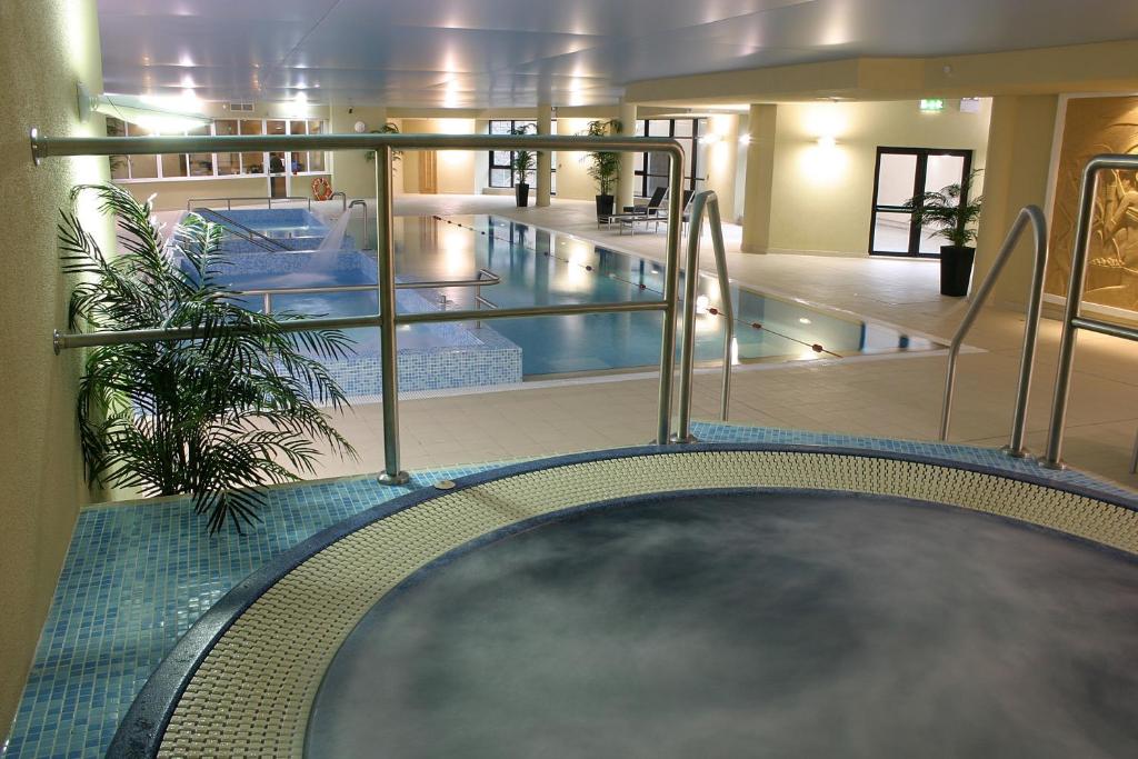 Swimming pool, Amber Springs Hotel in Gorey
