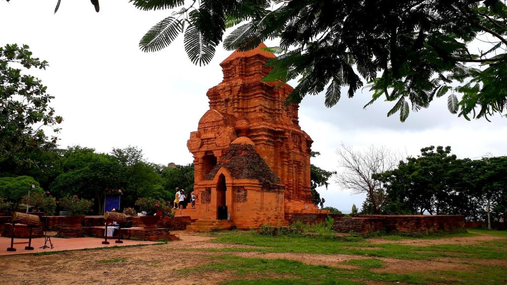Nearby attraction