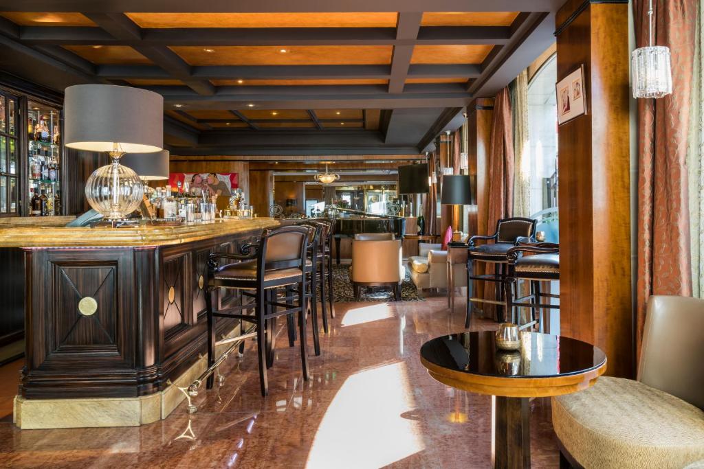 Warwick Brussels - Grand Place Photo 18