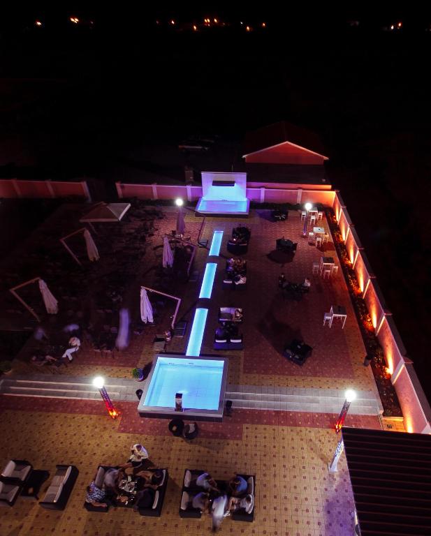 Hotel Oasis photo