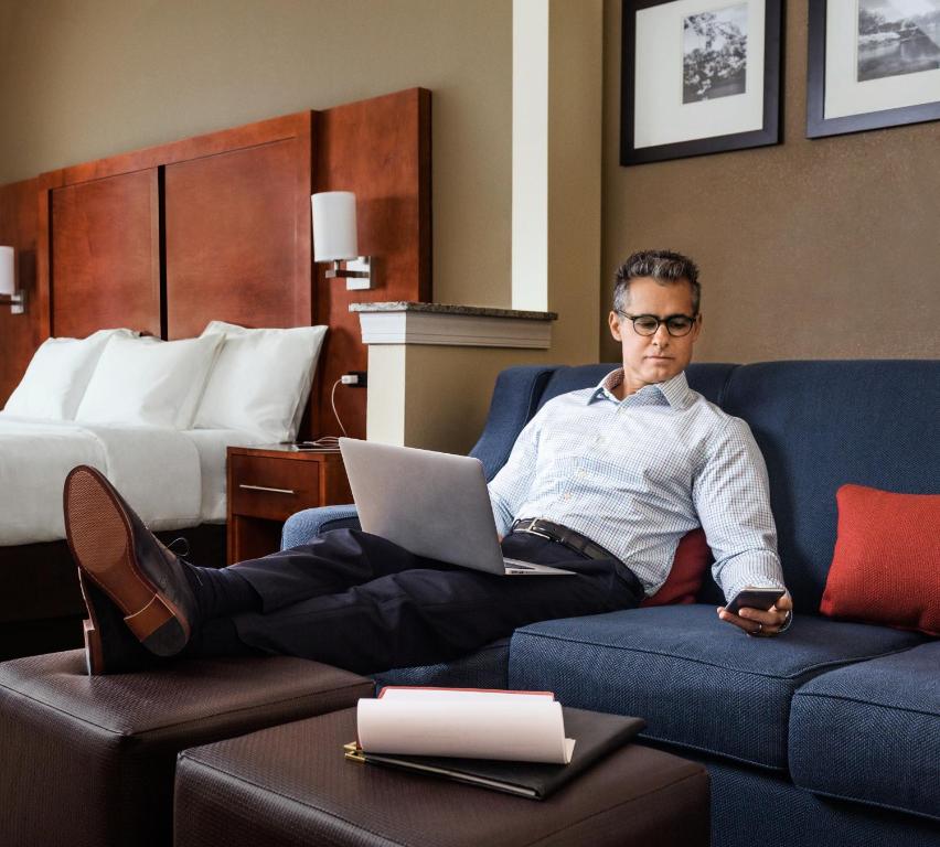 Holiday Inn Express Lincoln photo