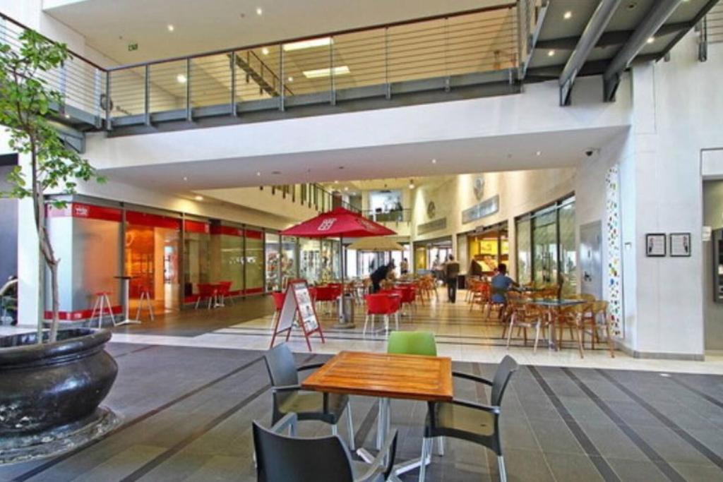 Icon Apartments photo
