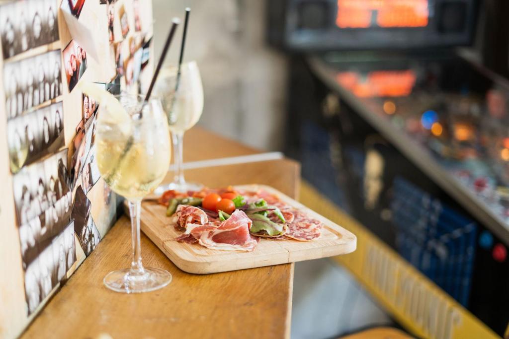 Храна и напитки