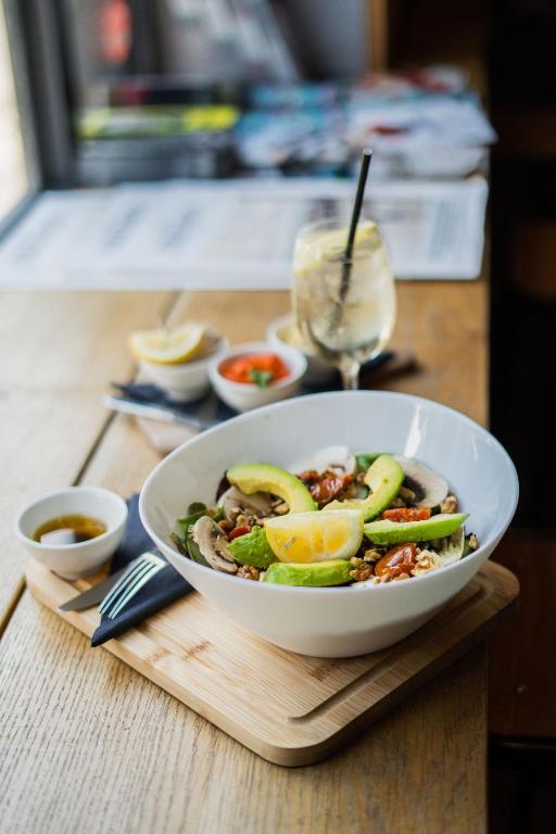 Храна и напитки