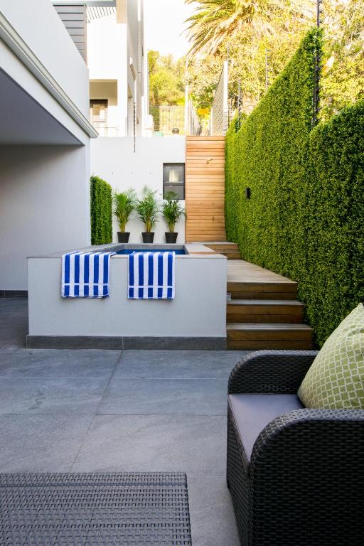 Central Beach Villas photo