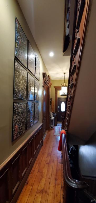 Brownstone loft photo