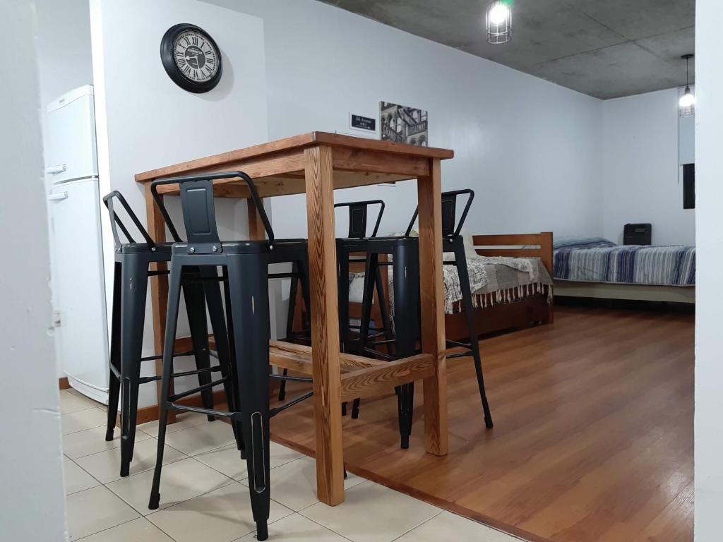 Depto calle 20 y 37 - monoambiente, muy bonito y luminoso!