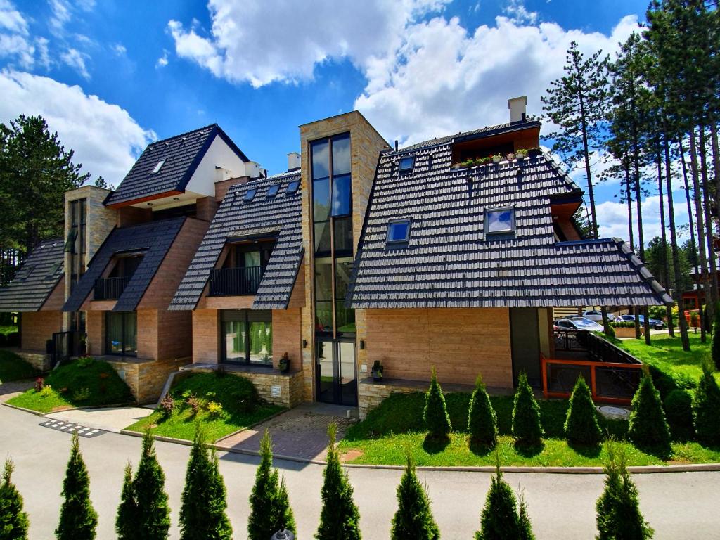 Apartments Pino D'oro — Hotel in Zlatibor