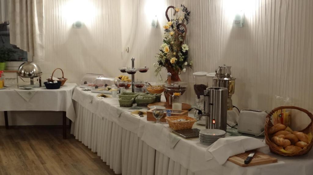 3. Hotel