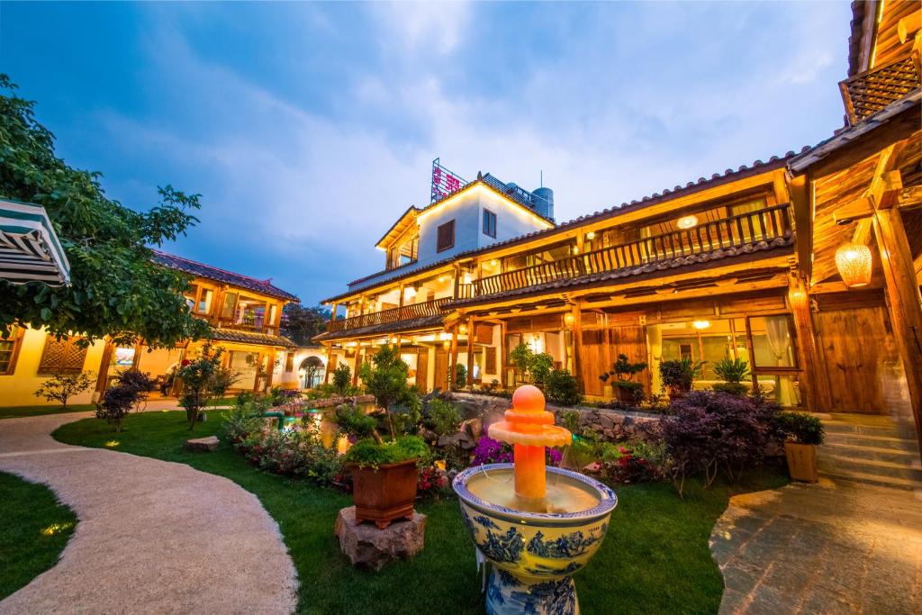 Swallow Nest Guesthouse — Hotel in Kunming