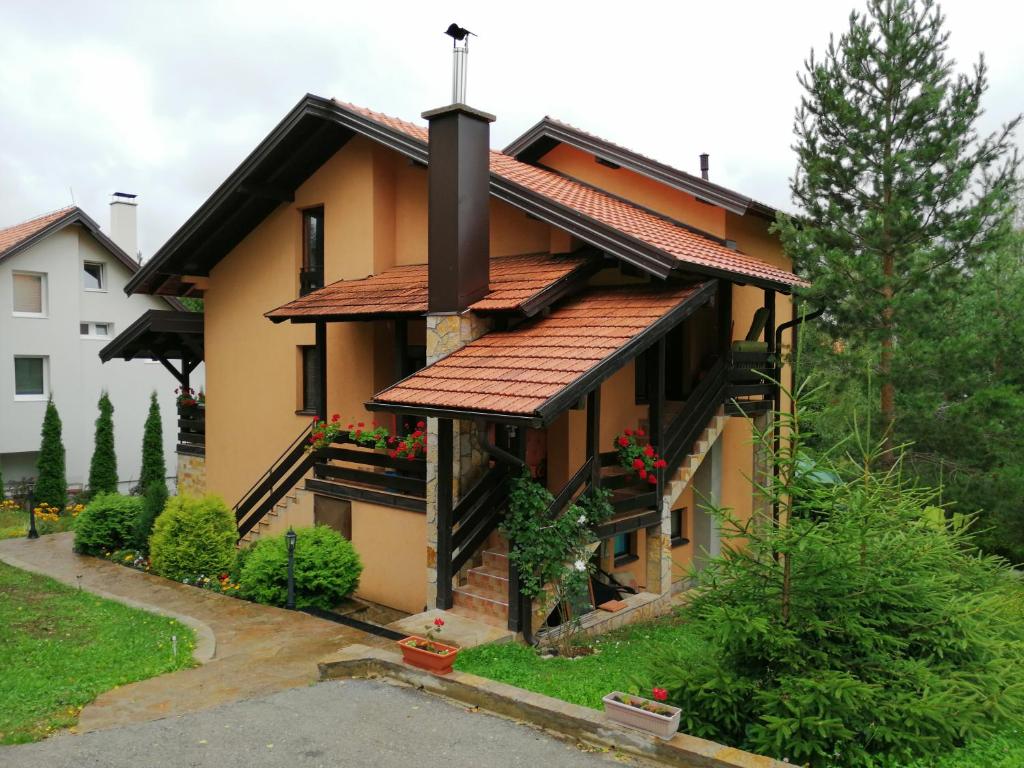 Apartments Dobra Vila - 1