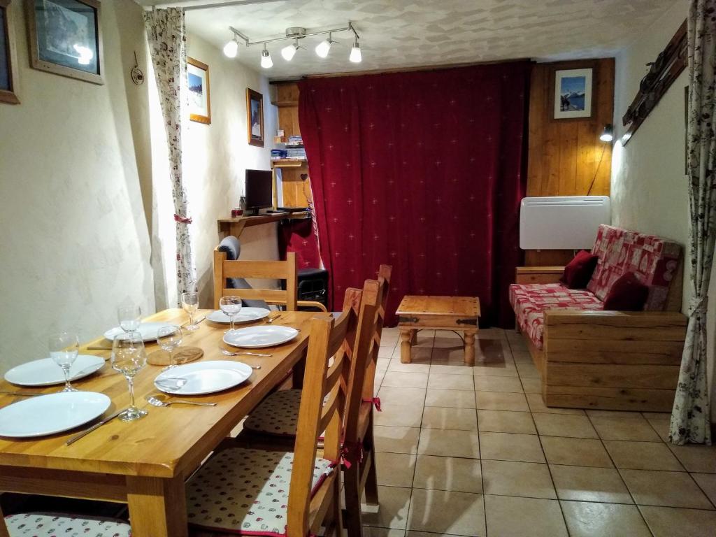 Chalets D'Or, Les Deux Alpes - 2