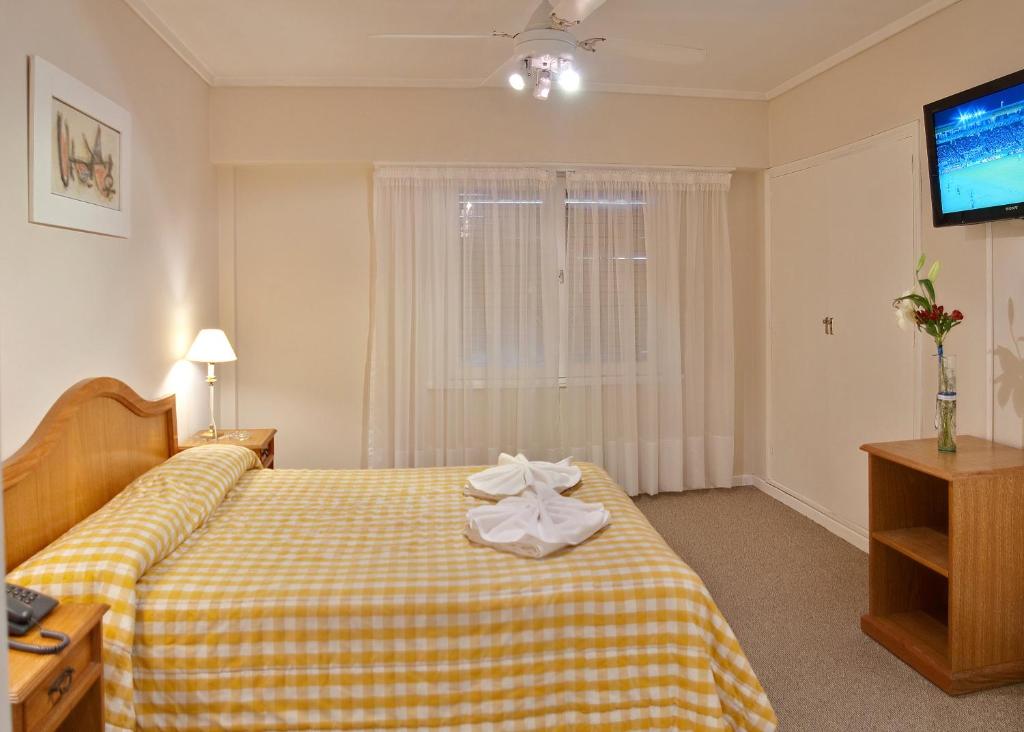 Garden Hotel - 3