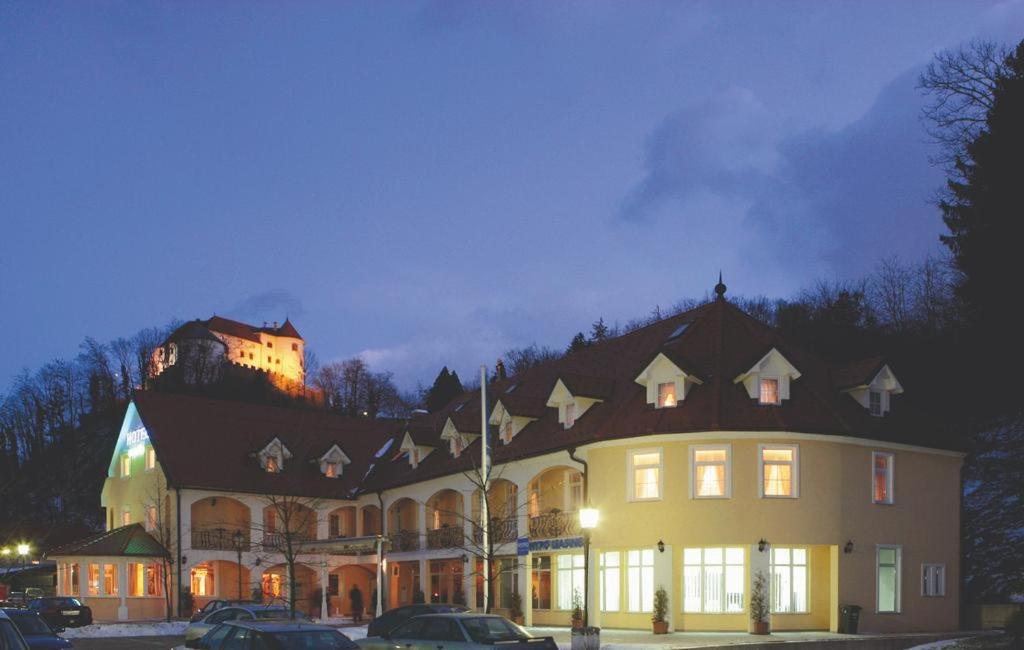 Hotel Razgorsek photo