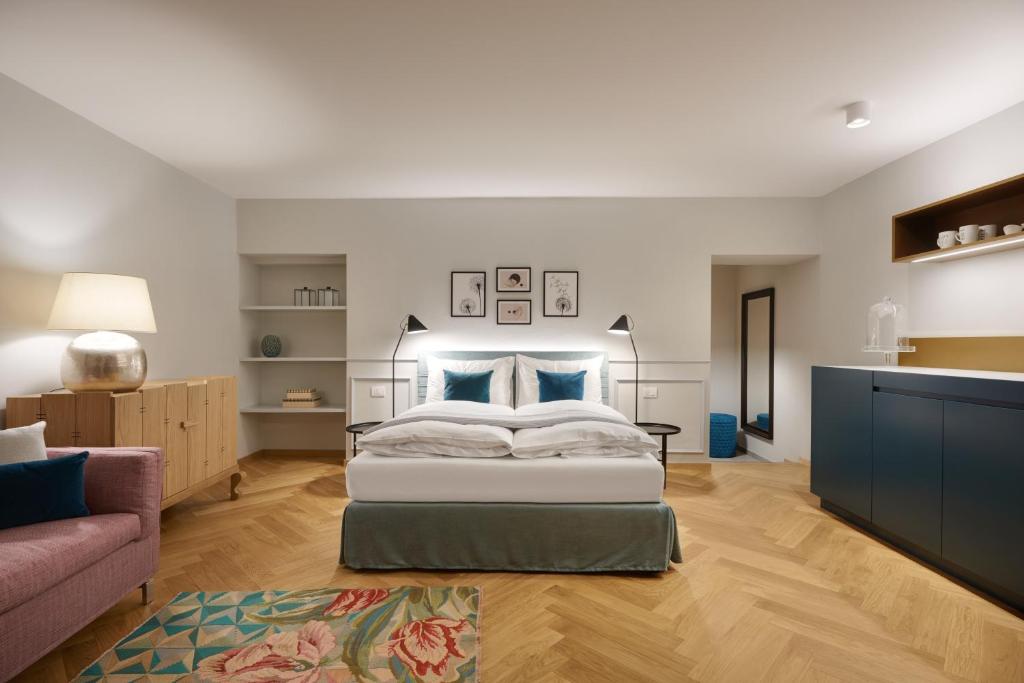 Cityflair Boutique Apartments - 1