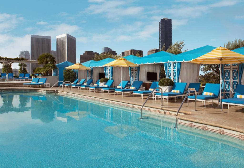 Facilities: Swimming Pool