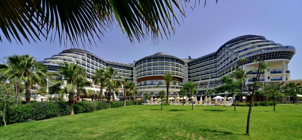 Seaden Sea Planet Resort & Spa — Kizilot