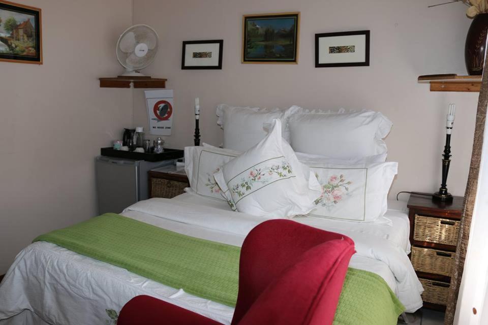 Circle Road BnB — Hotel in East London