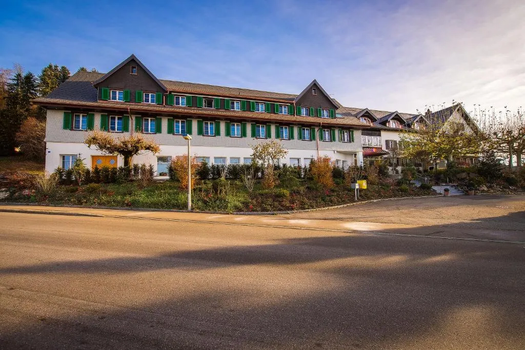 Hotel & Restaurant Hasenstrick，位于登尔顿的酒店