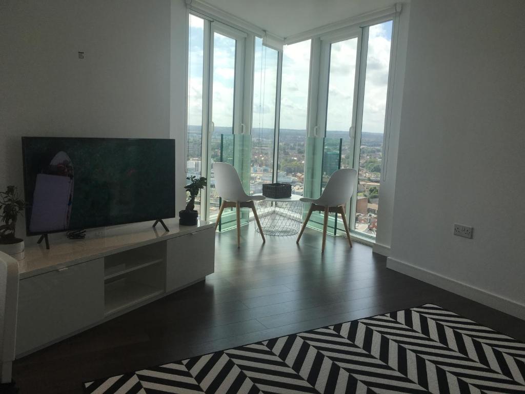 GRAND SERVICED APARTMENTS***** — Hotel in London