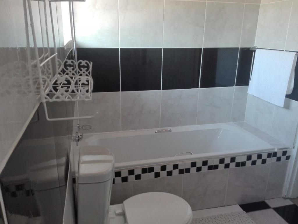 Joezebel Guesthouse photo