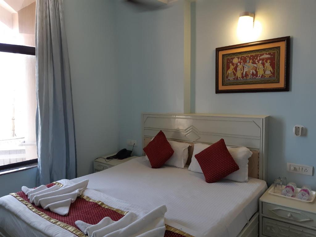 Hotel Niladri photo