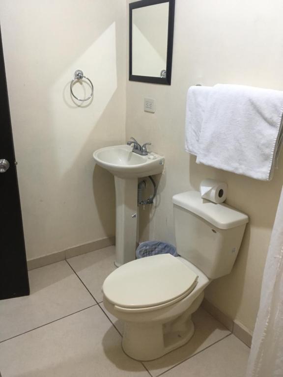 Suites Hgen photo